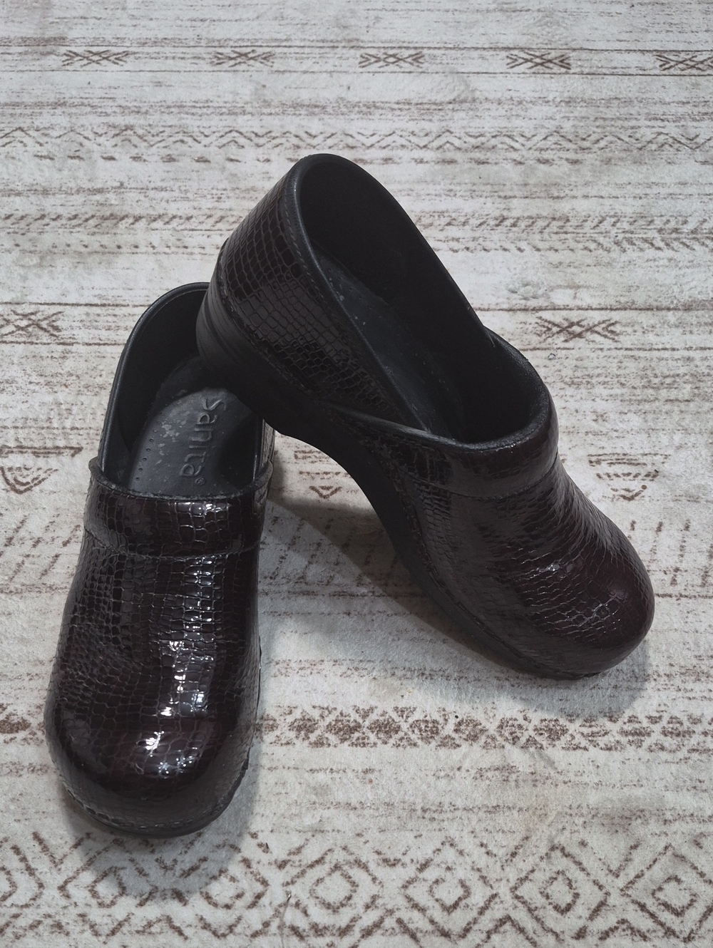 Sanita Women's Dark Burgundy Croc-Embossed Clogs